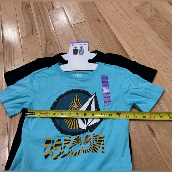 NWT Volcom 2 Pack Graphic T-Shirts - Black & Teal - Youth Boy’s Size XS 5/6 - Picture 6 of 6